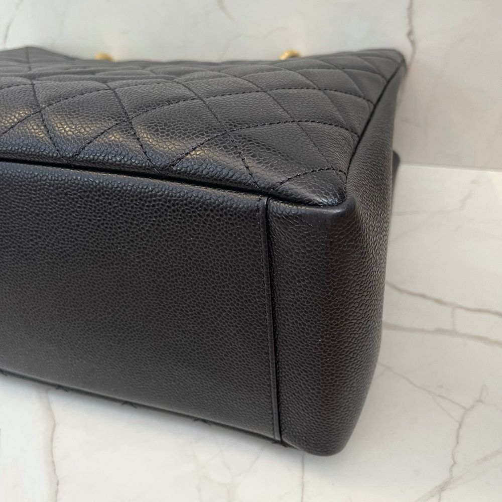 CHANEL GST Tote - Picture 9 of 16